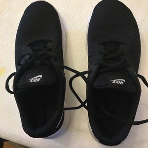 Boys sneakers